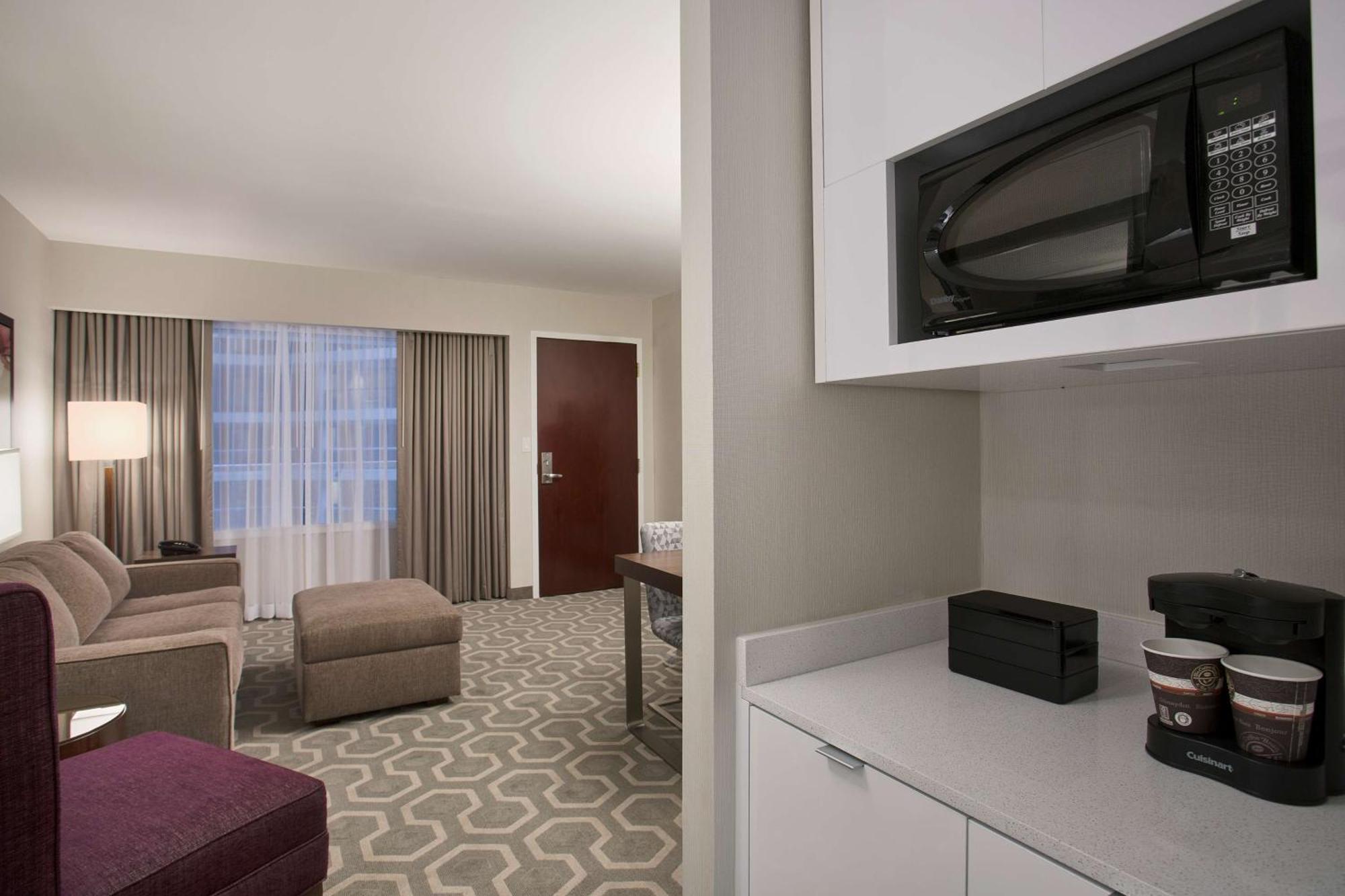 Hotel Embassy By Hilton D.c. Georgetown 3*